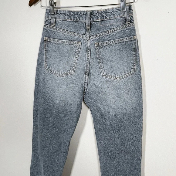 ZARA |  RIPPED MOM FIT JEANS - Picture 10 of 13